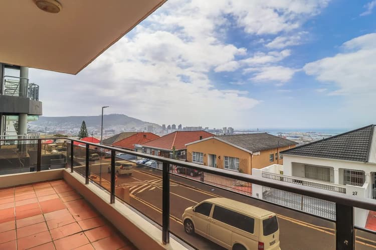 Main property image