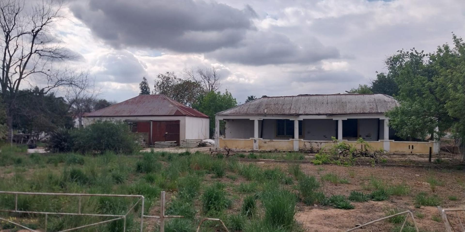 Image 5 of 6