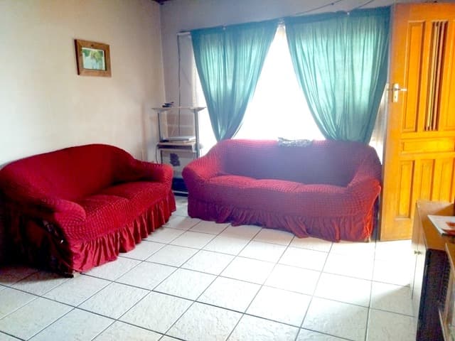 Image 2 of 6