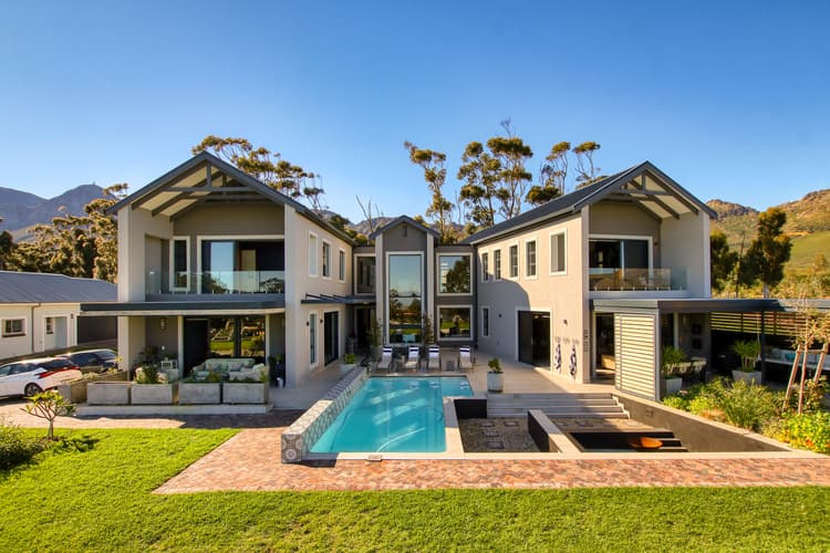 Main property image
