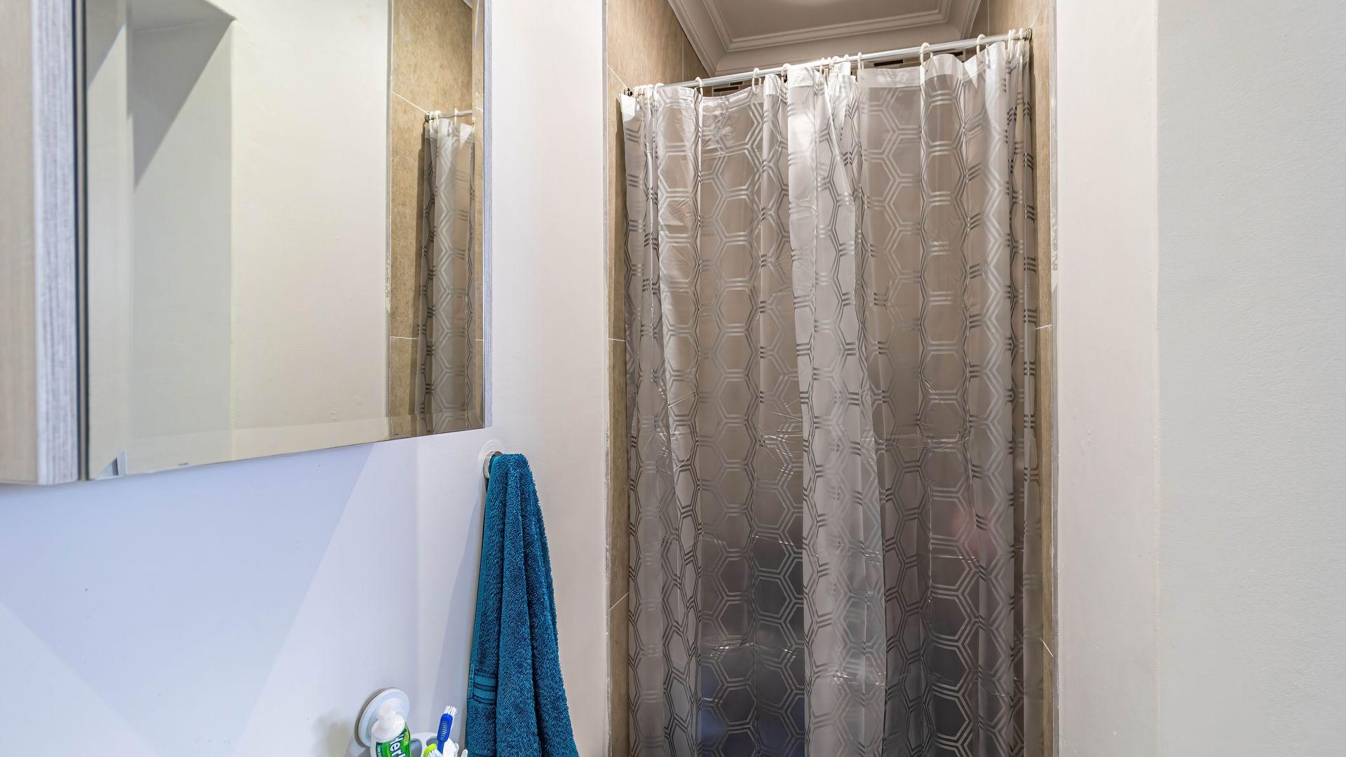 Image 37