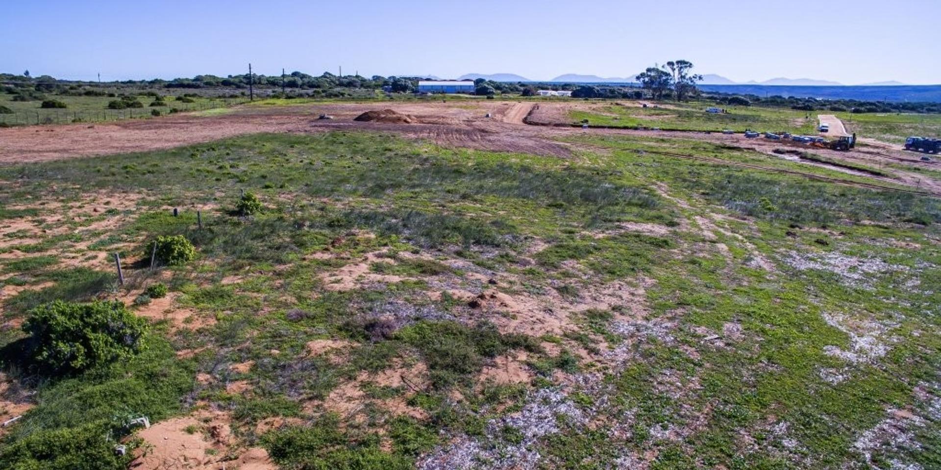 Image 4 of 6