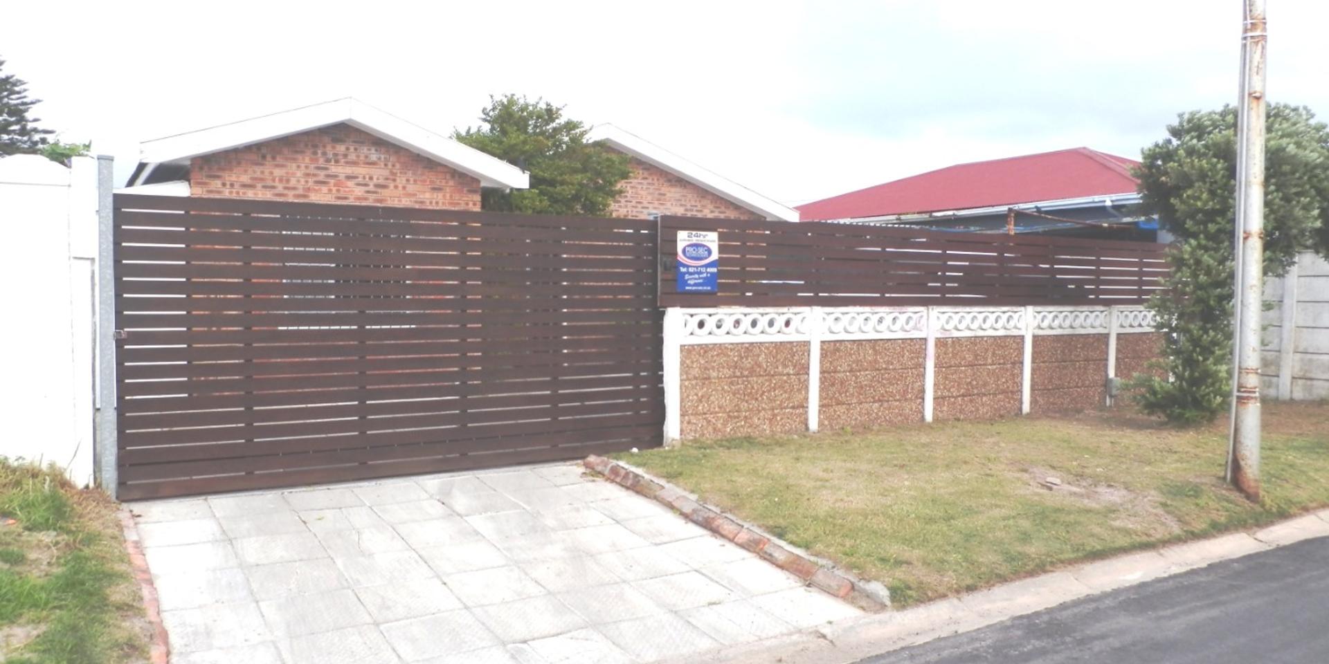 Image 2 of 6