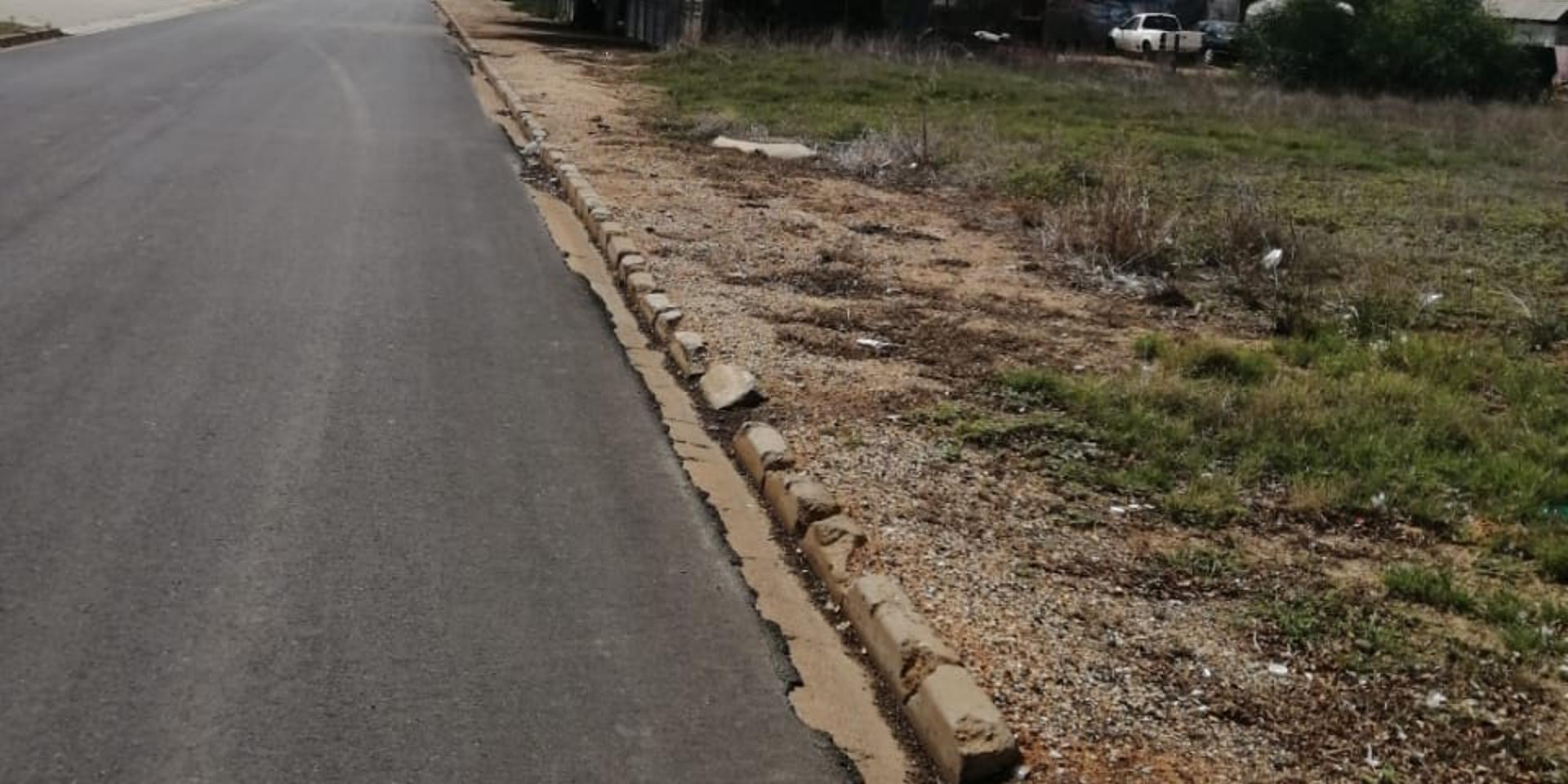 Image 2 of 6