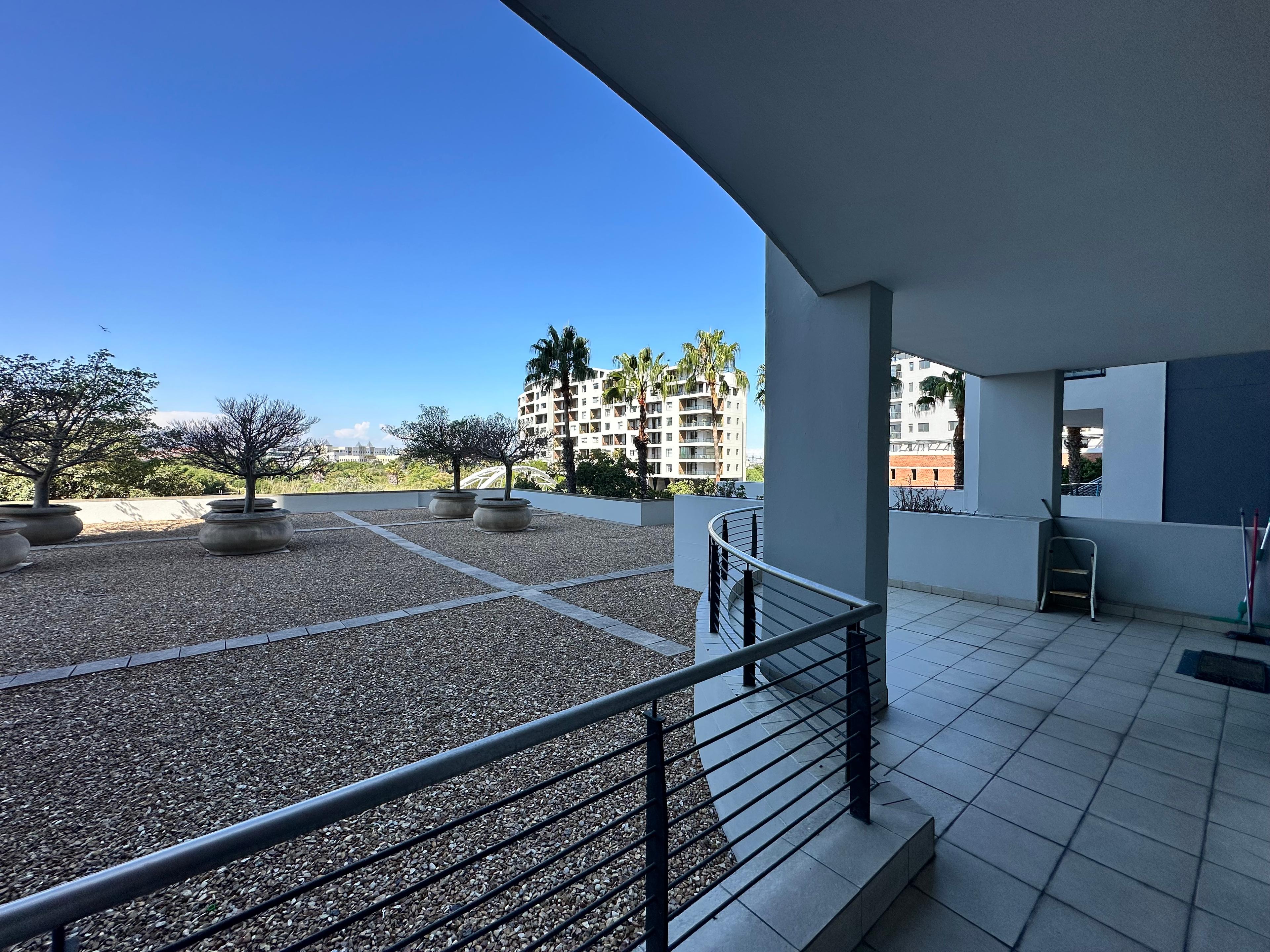Image 2 of 6