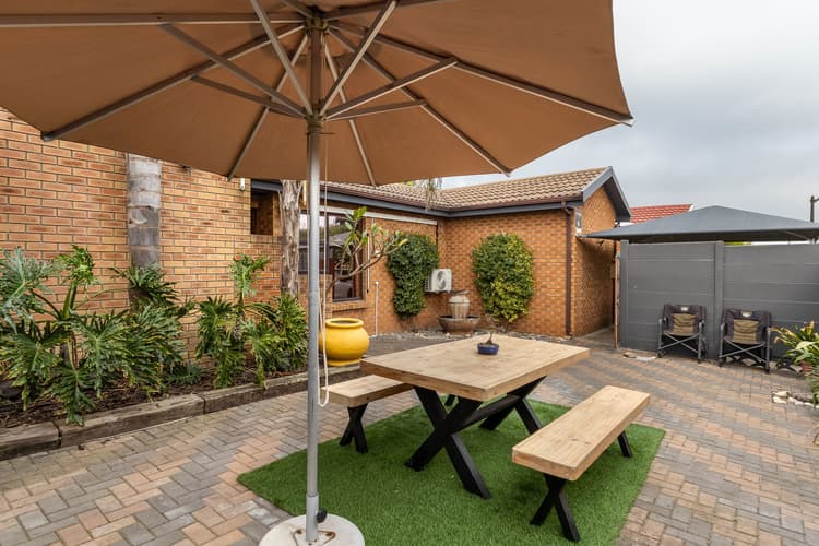 Main property image