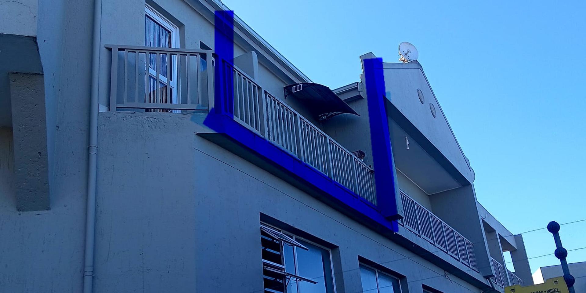 Image 2 of 6