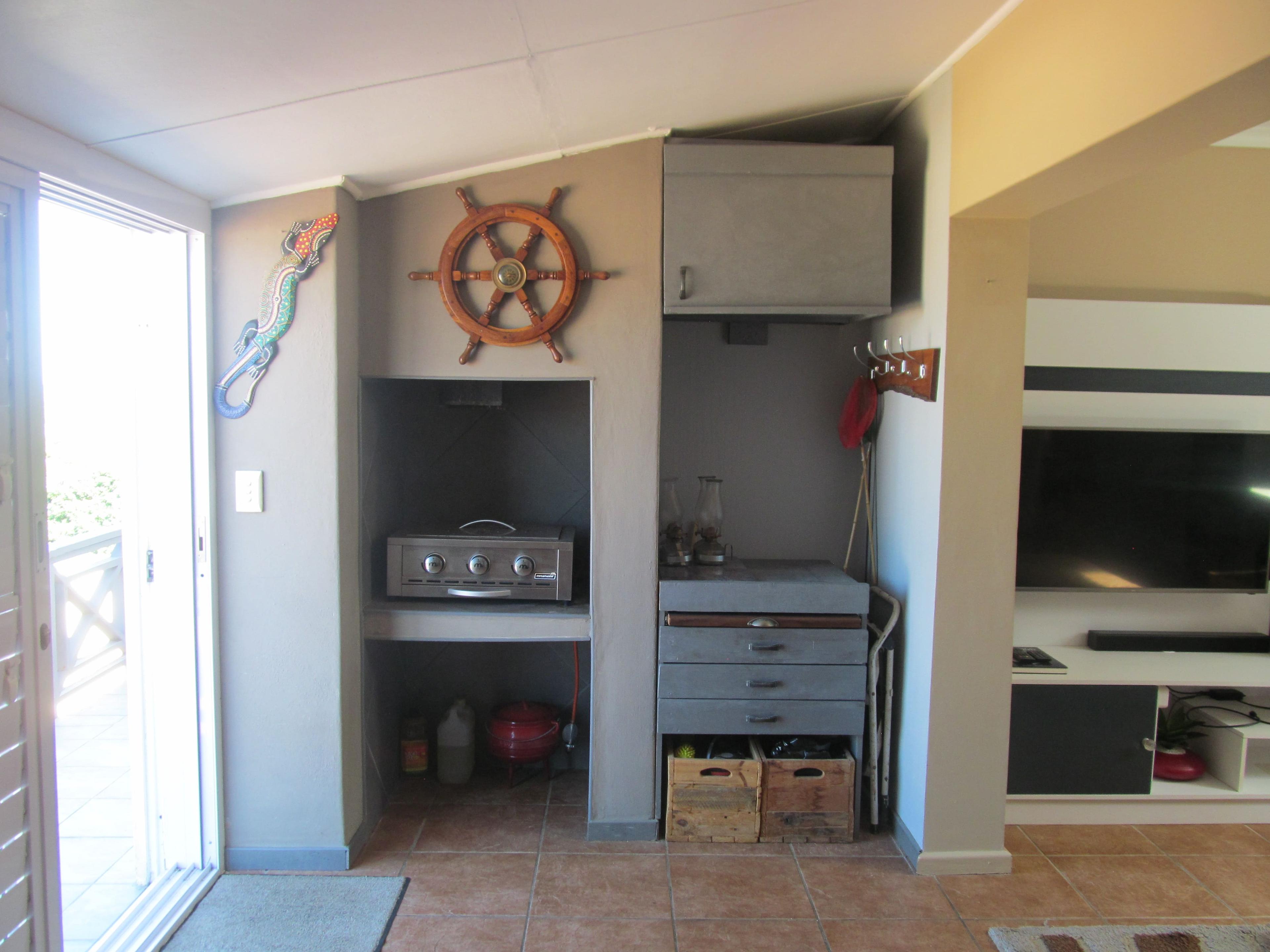 Image 5 of 6