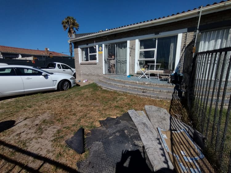 Main property image