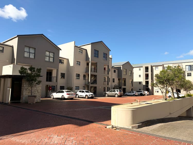 Main property image