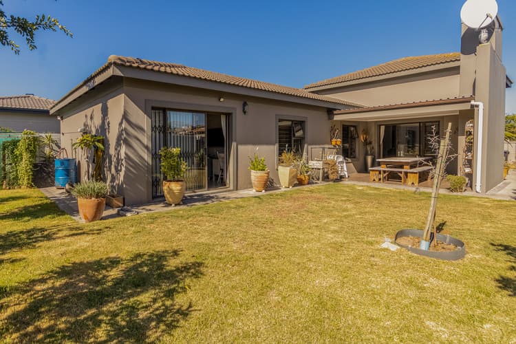 Main property image