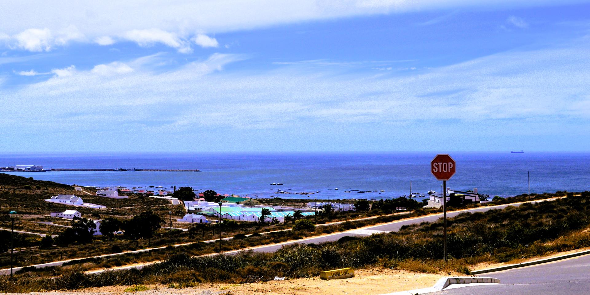 Image 3 of 6