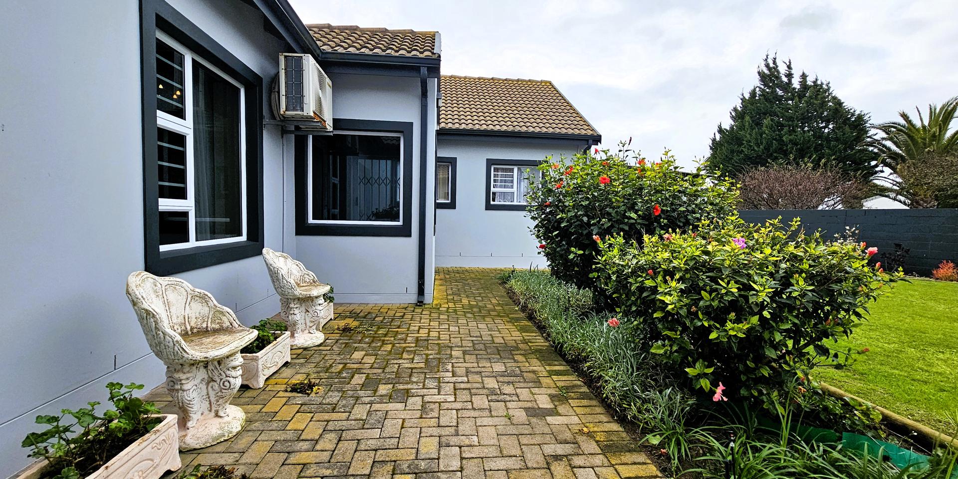 Image 5 of 6