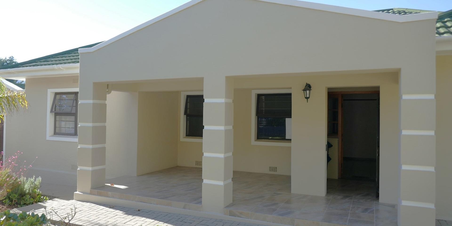 Image 2 of 6