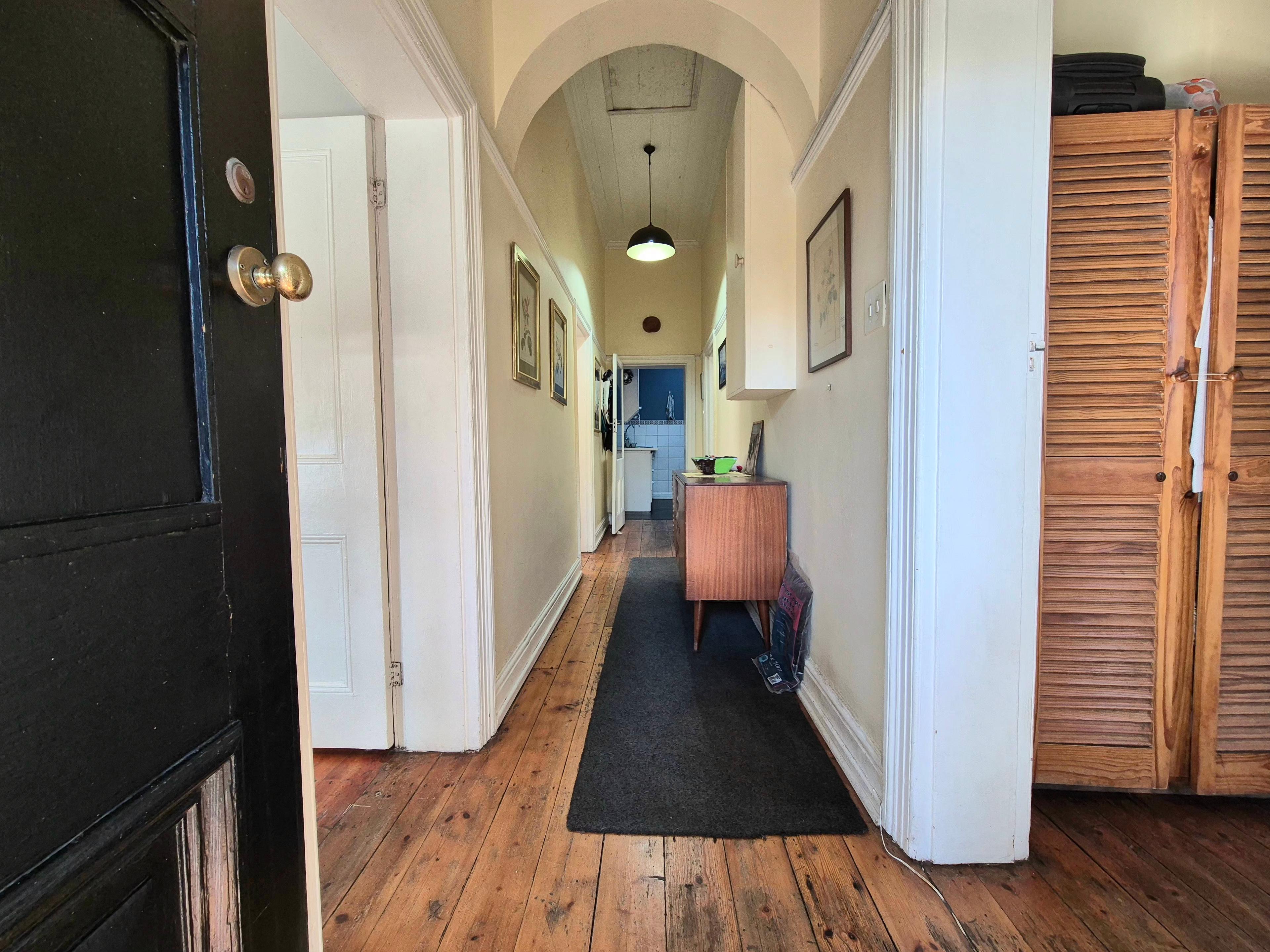 Image 2 of 6