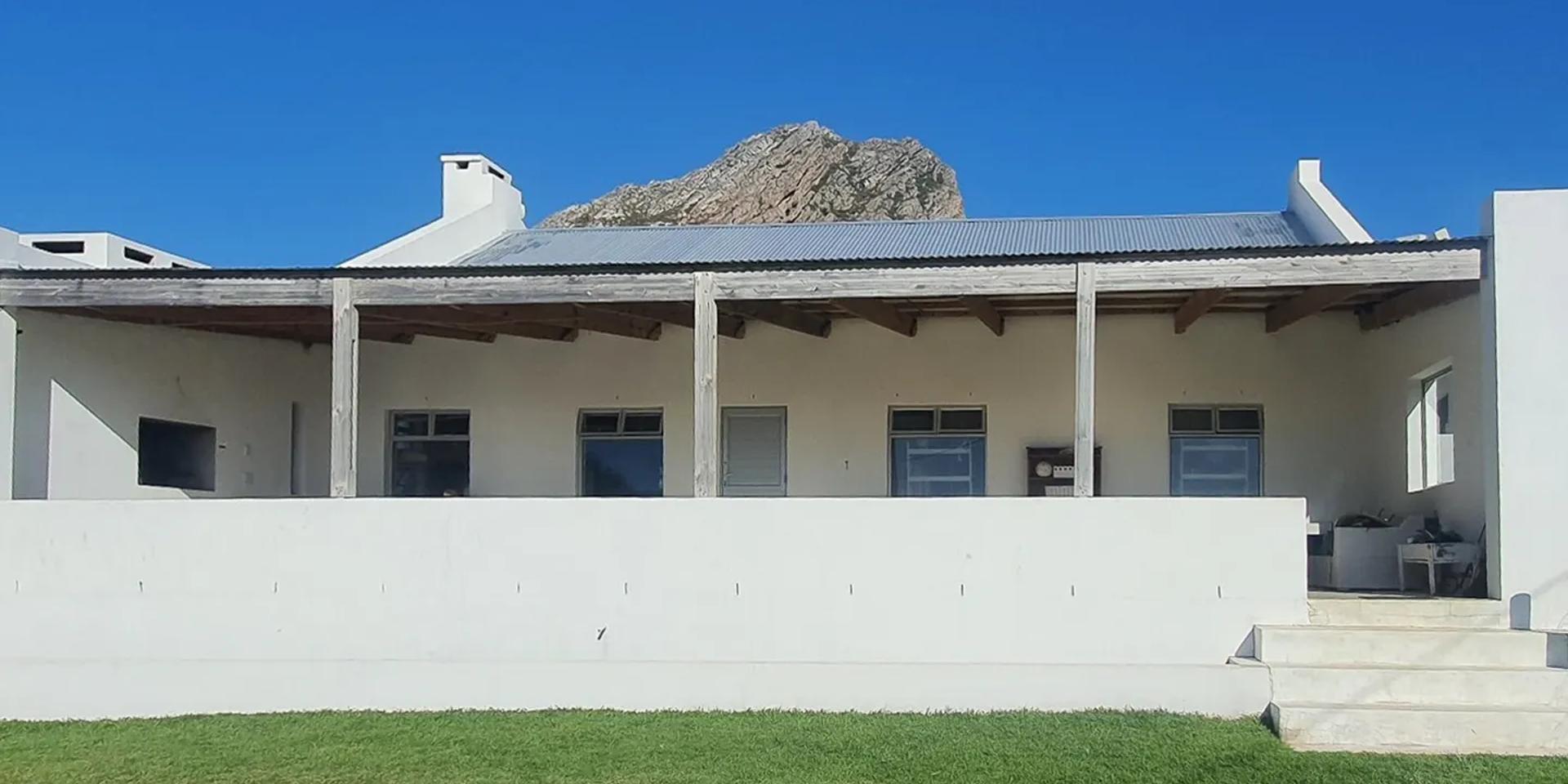 Image 2 of 6