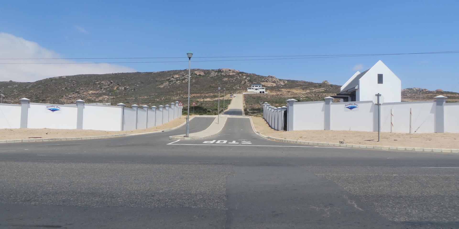 Image 4 of 6