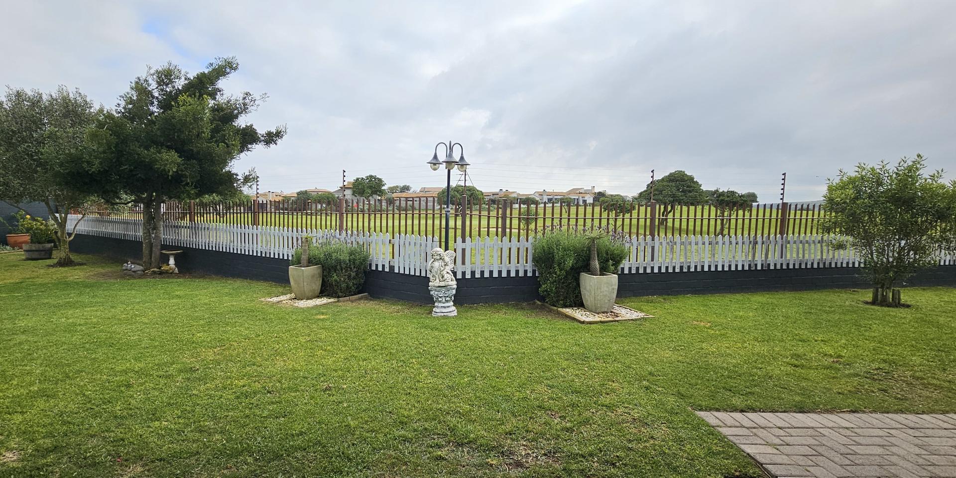 Image 4 of 6