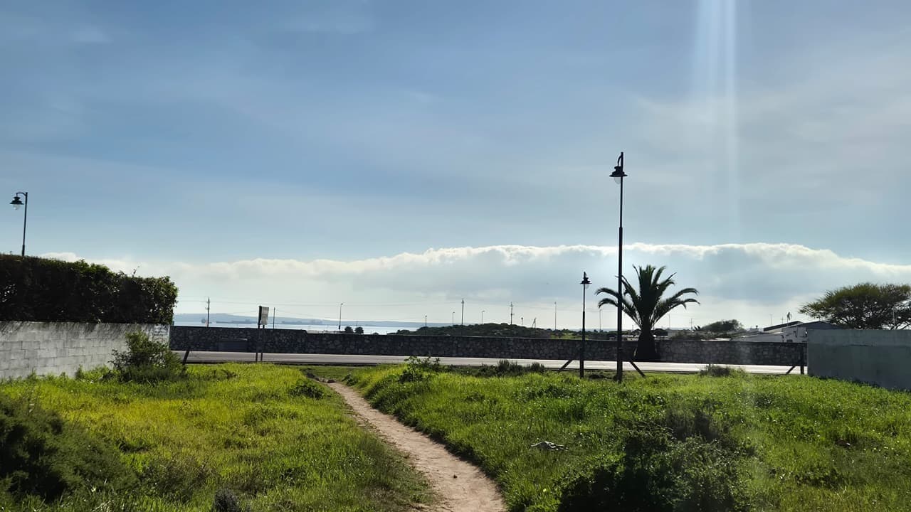 Image 4 of 6