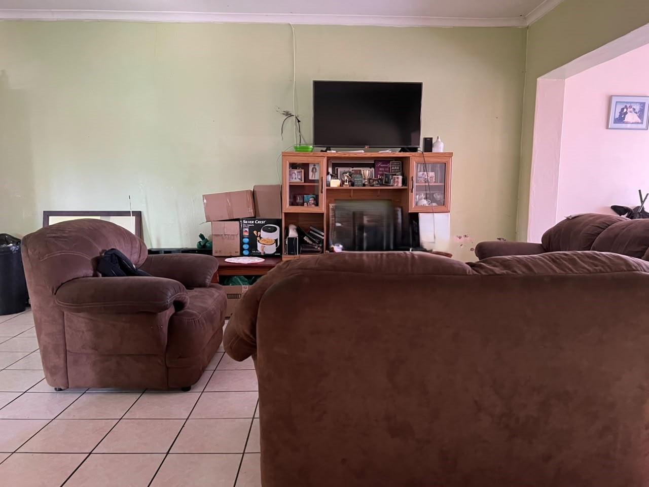 Image 5 of 6