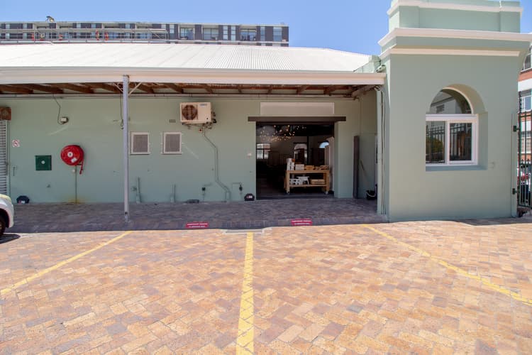 Main property image