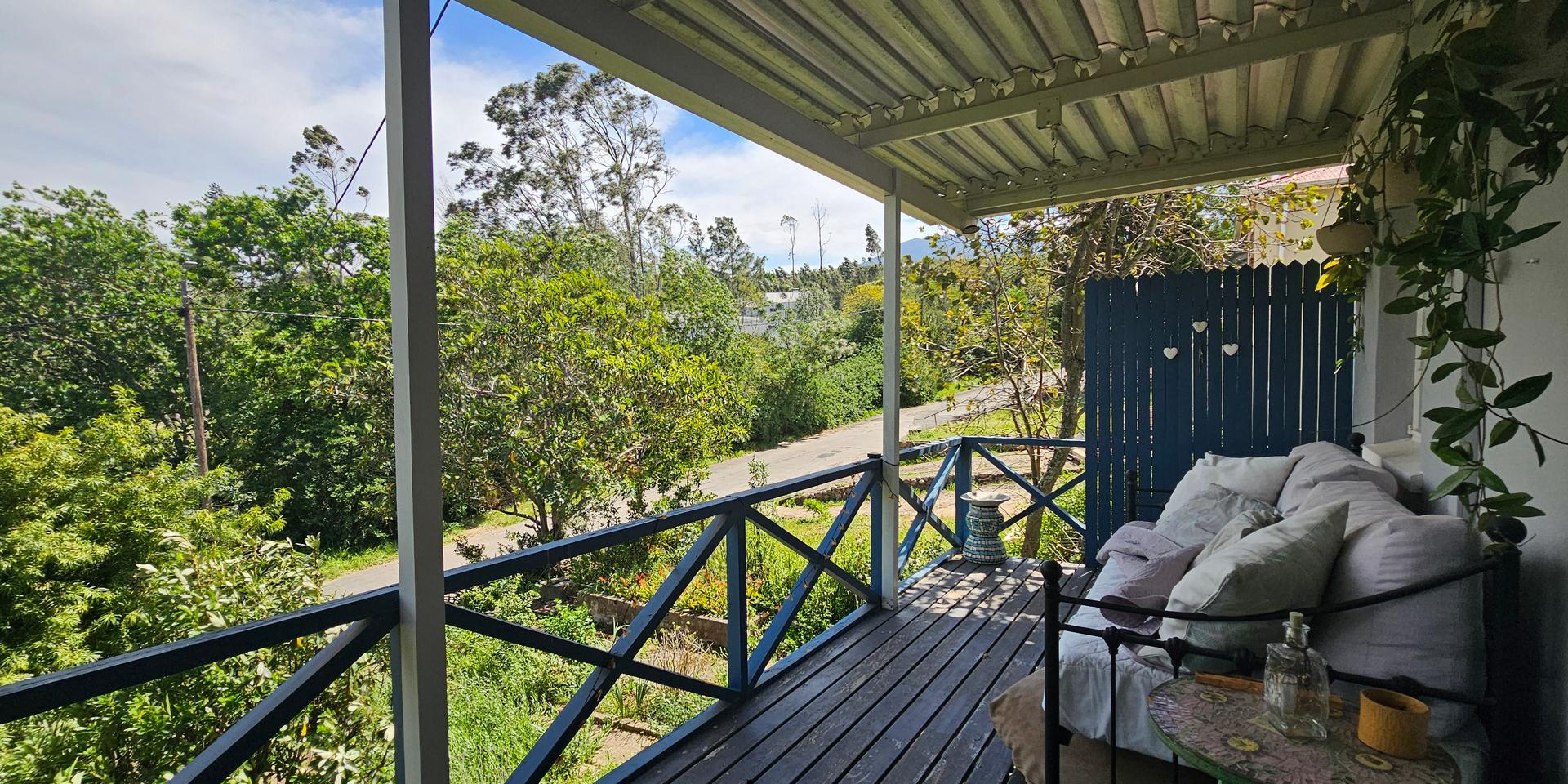 Image 2 of 6