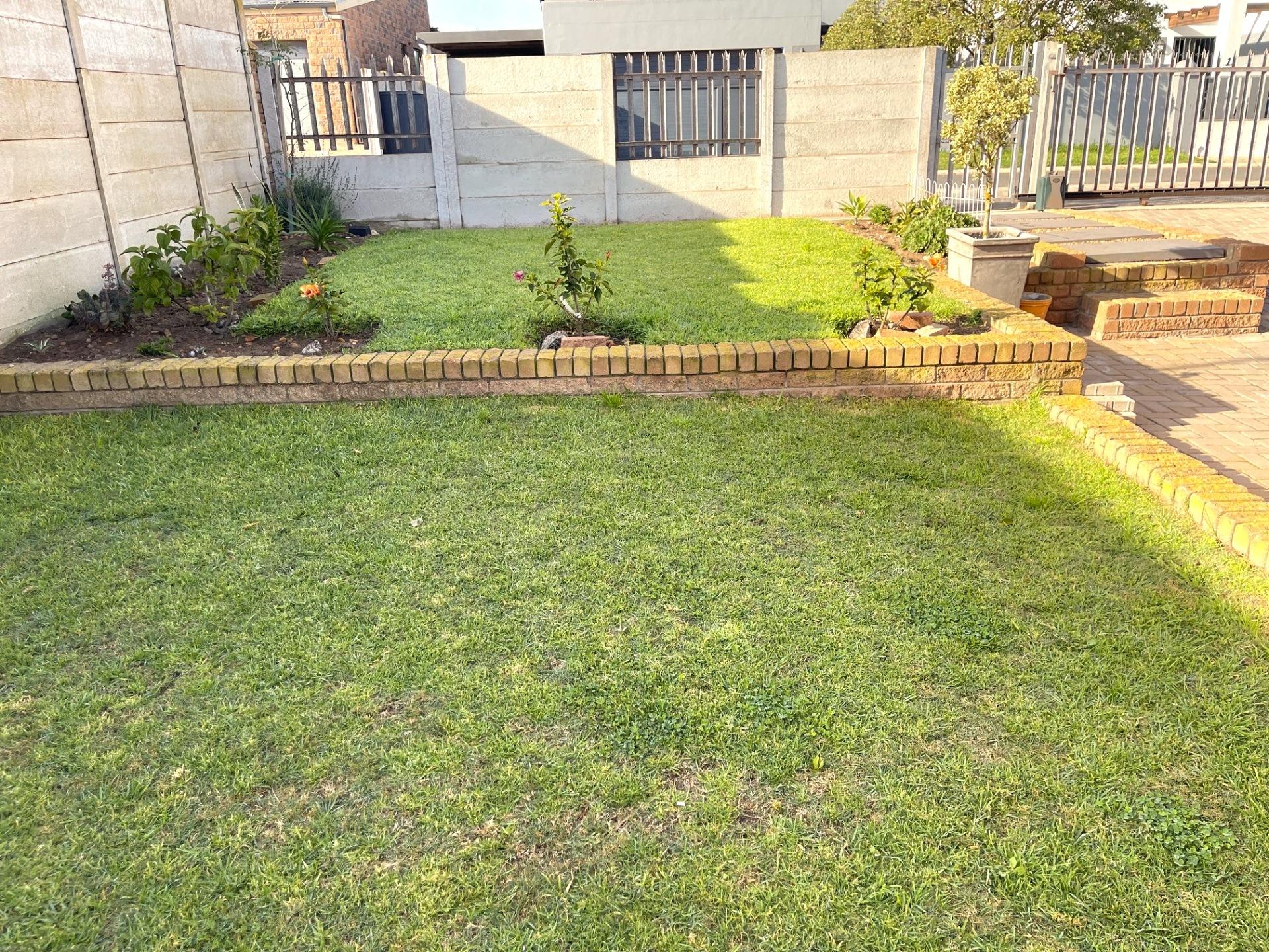 Image 2 of 6