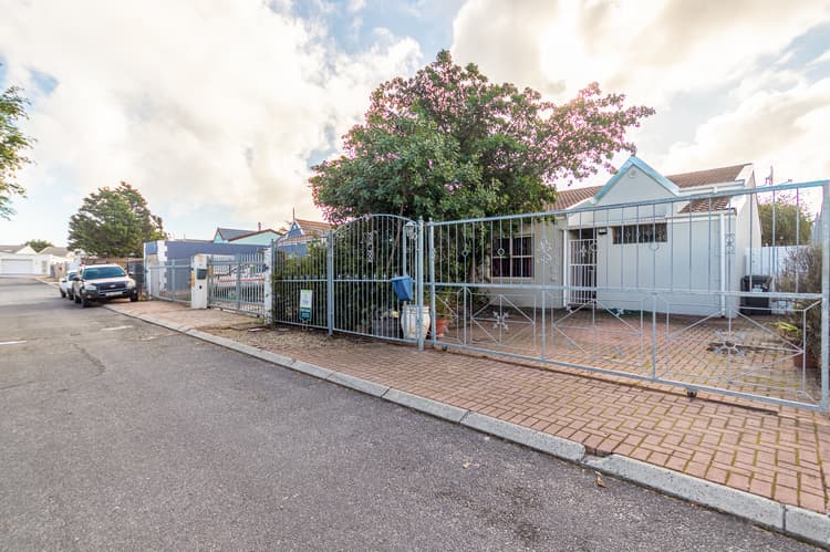 Main property image