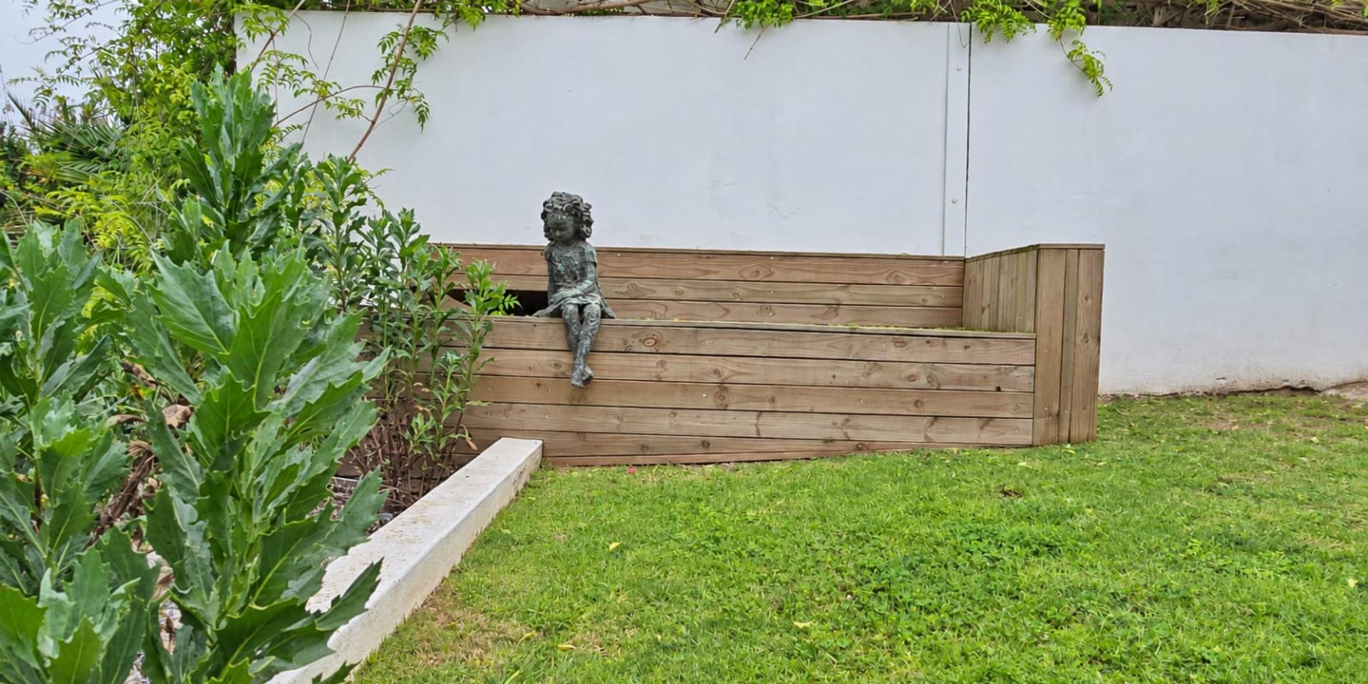 Image 3 of 6