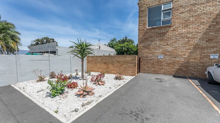 Main property image