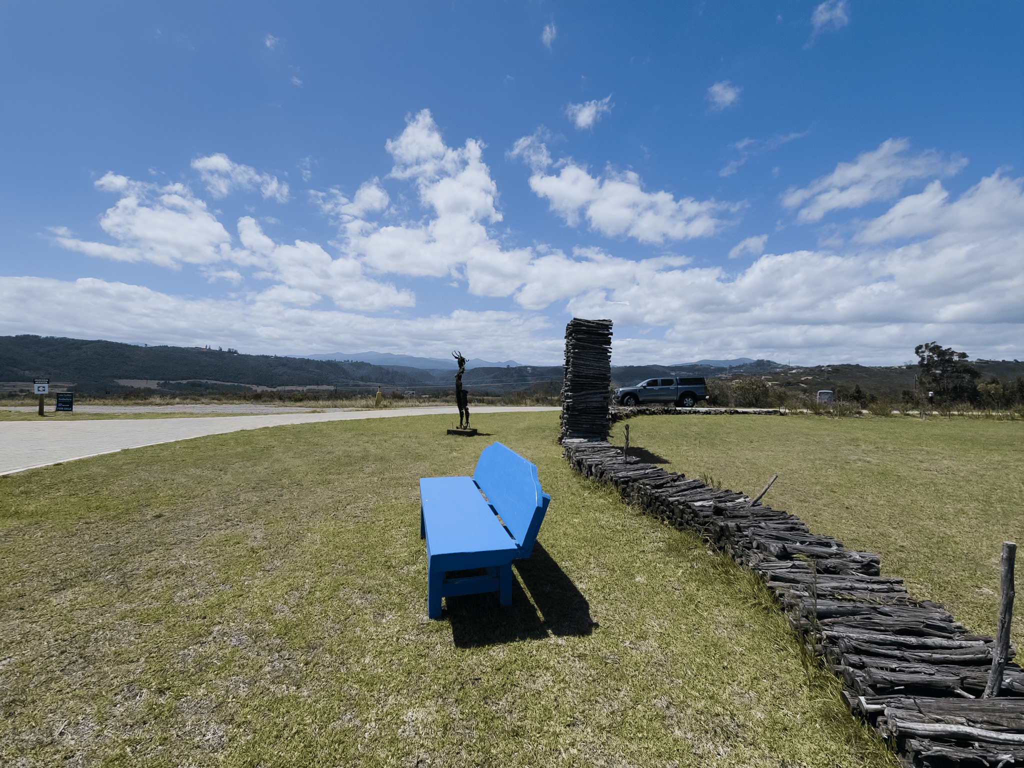 Image 4 of 6