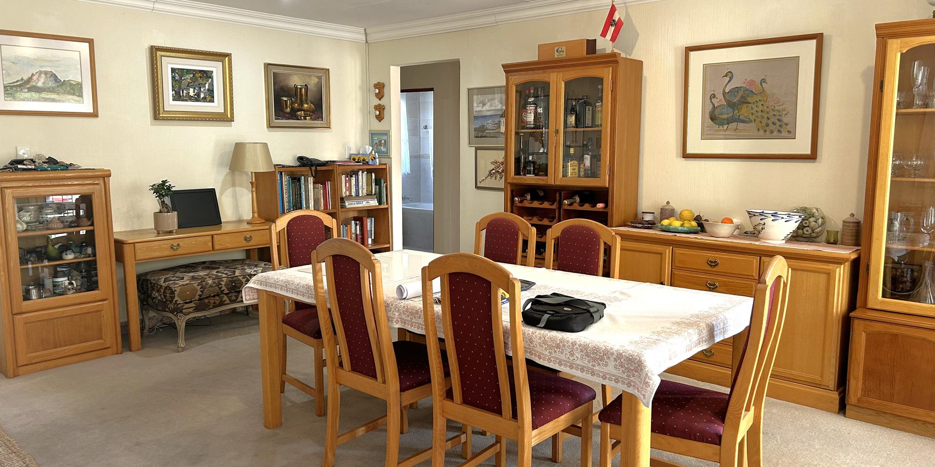 Image 4 of 6
