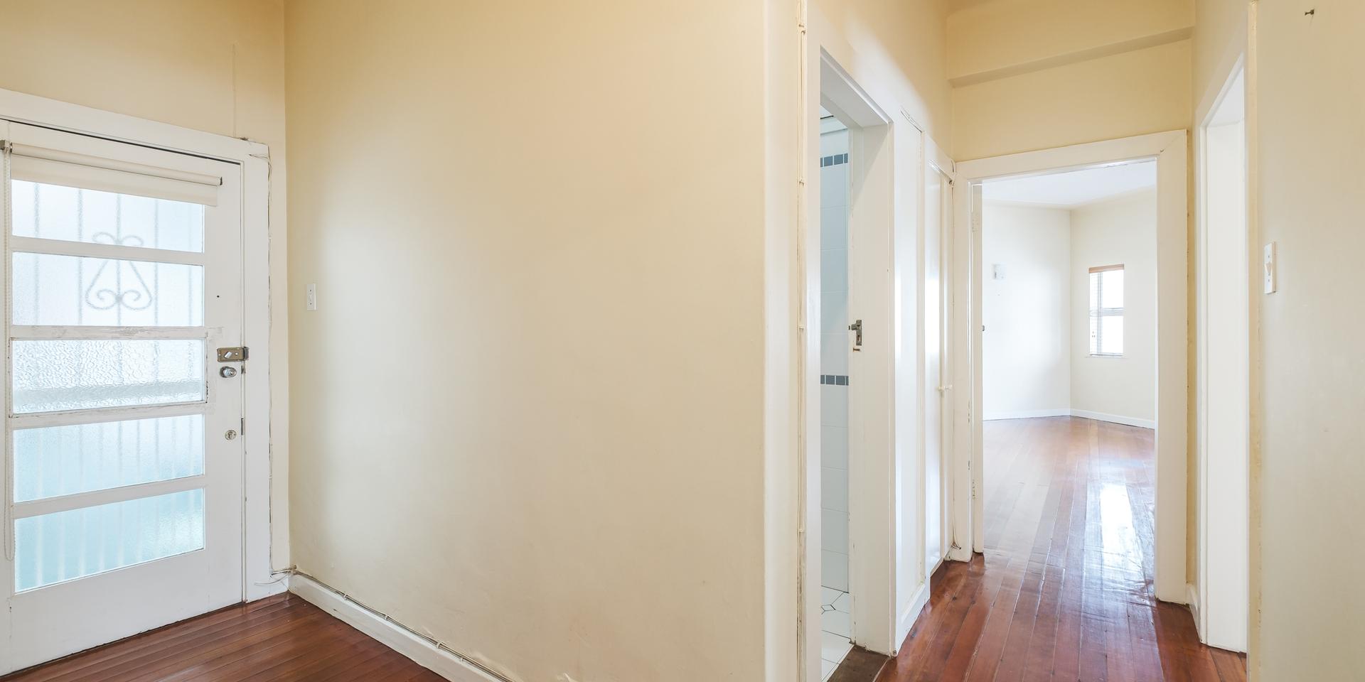 Image 2 of 6