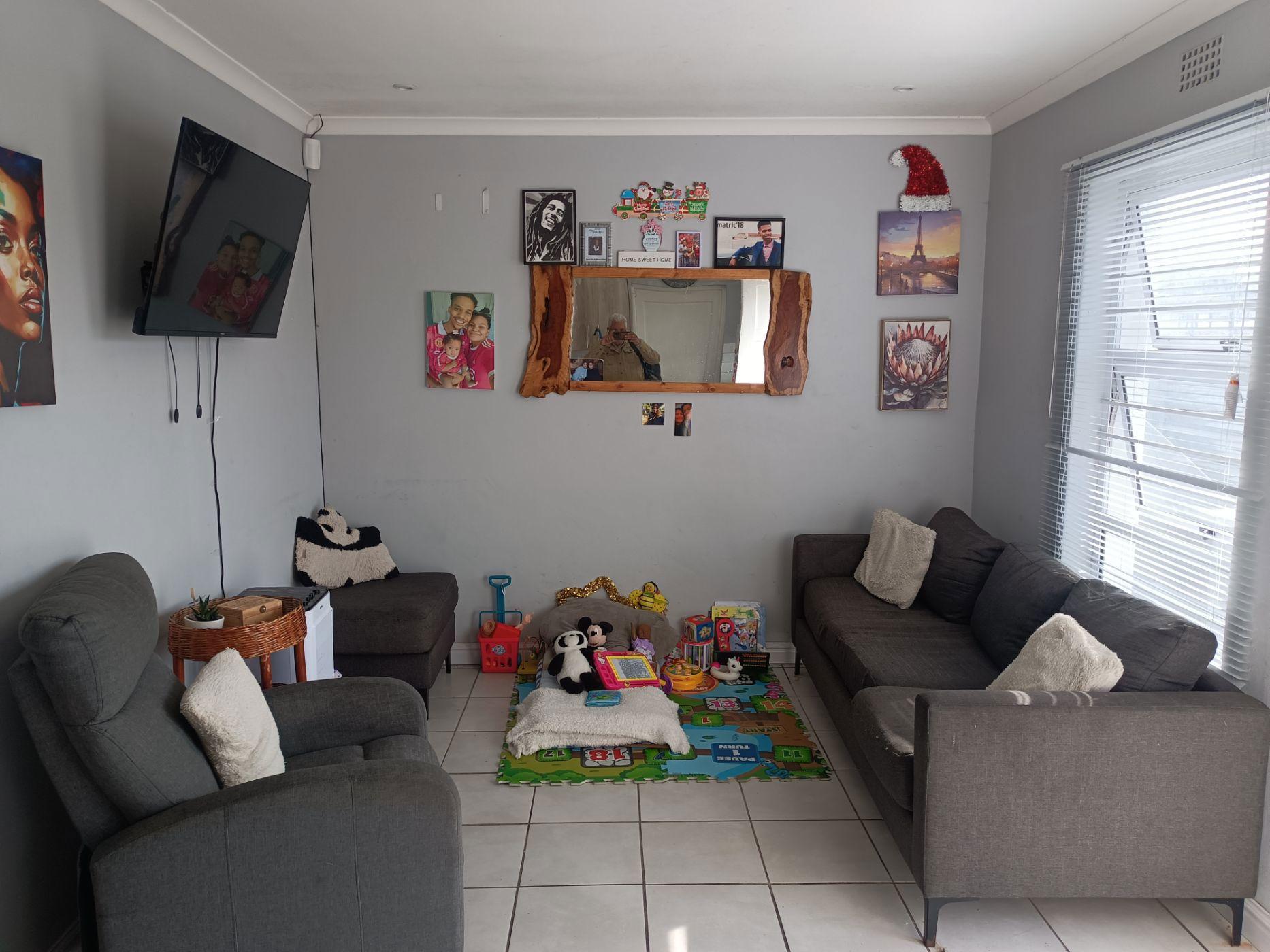 Image 2 of 6