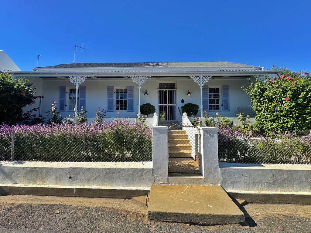 Image 1 of 6