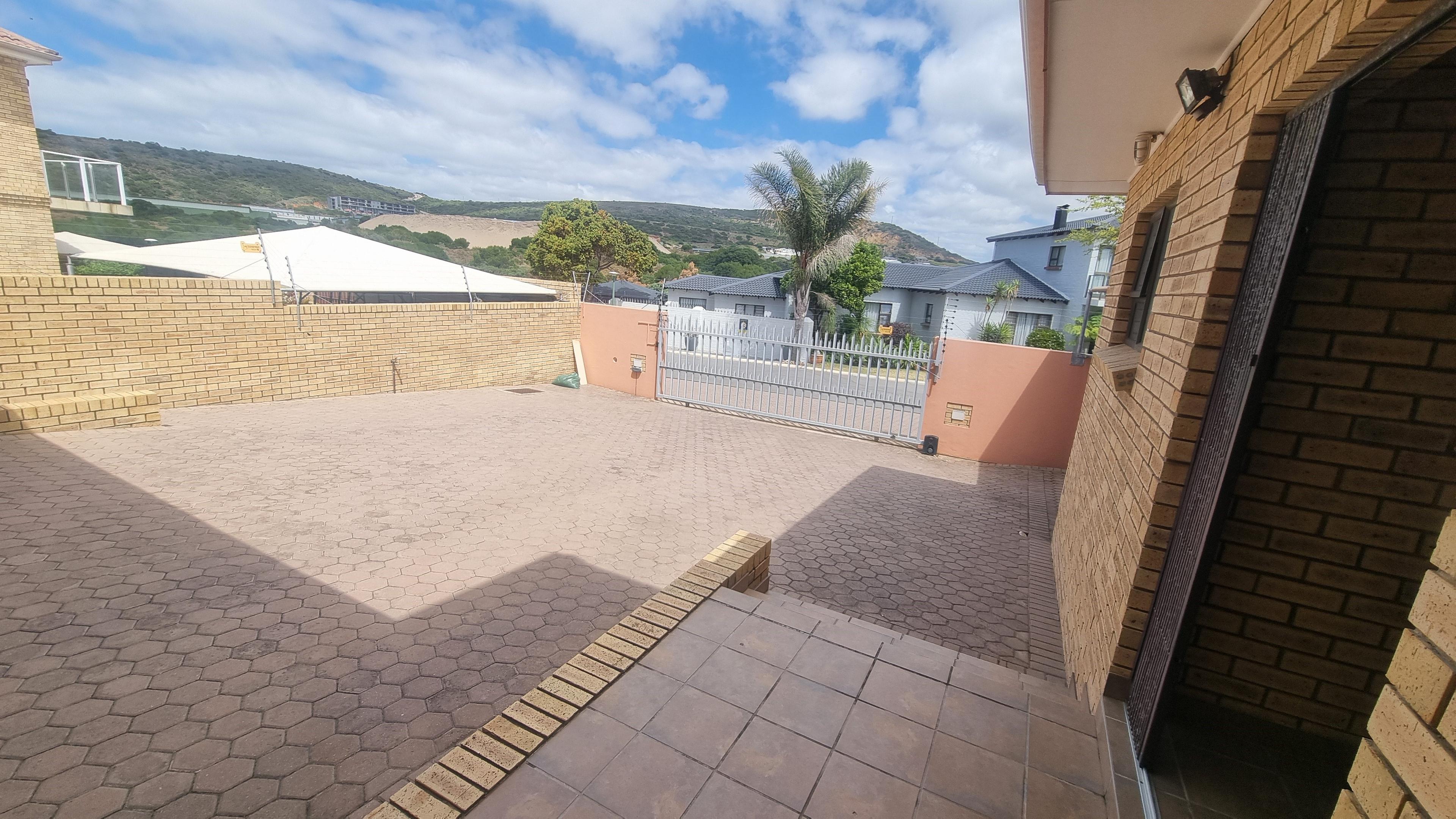 Image 5 of 6