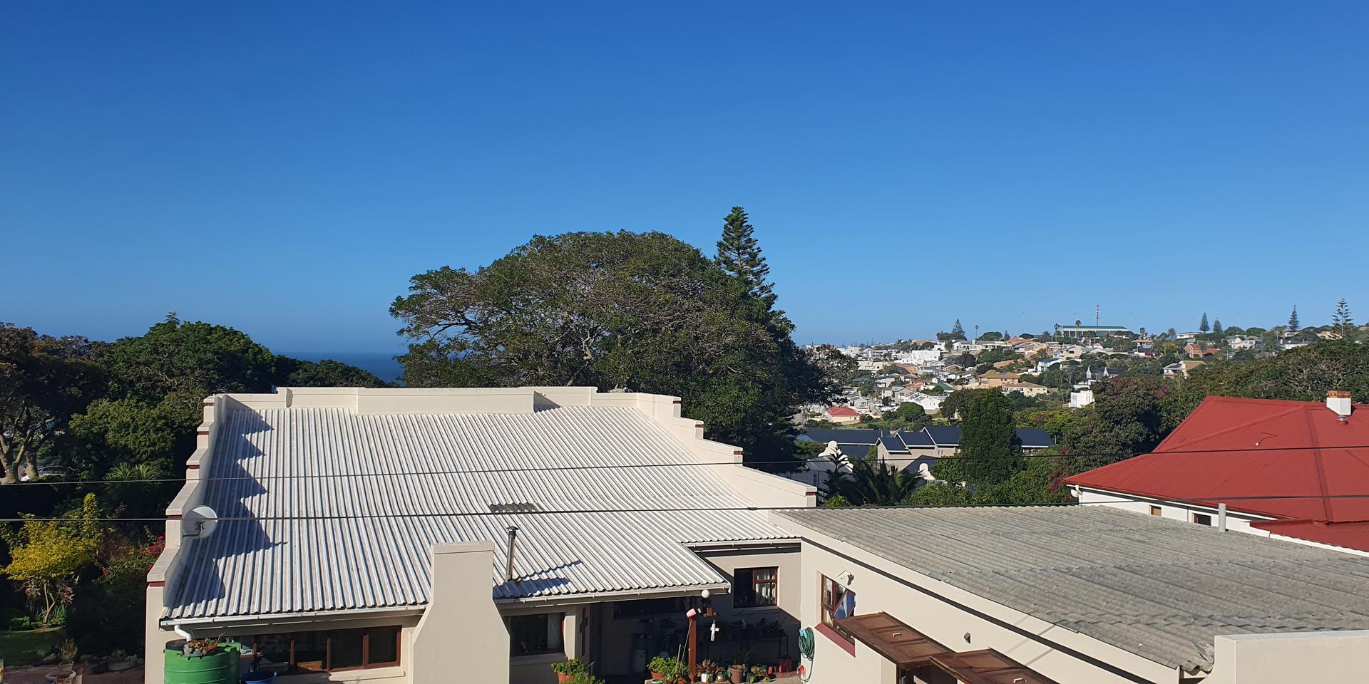 Image 4 of 6