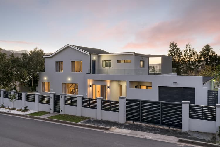 Main property image