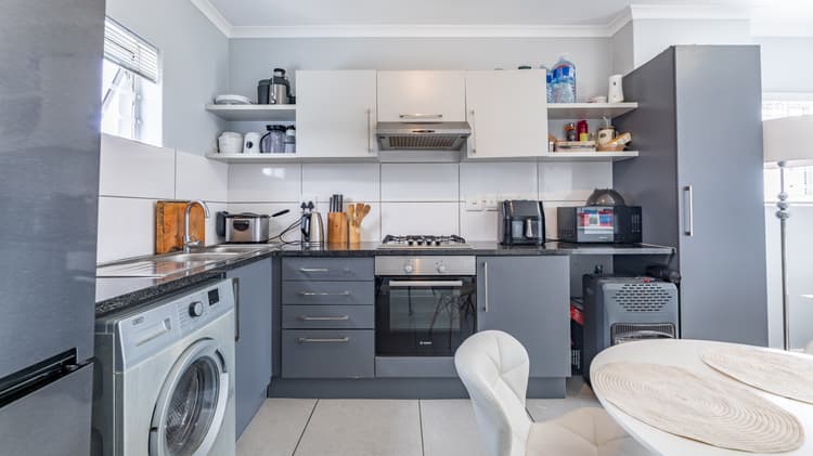 Main property image