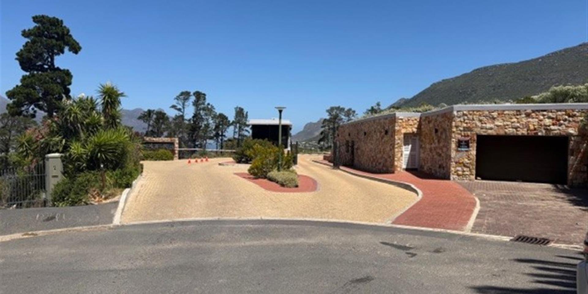 Image 5 of 6