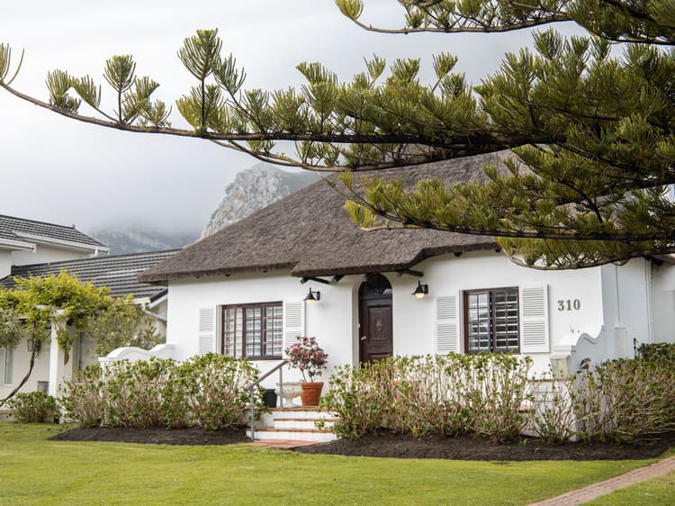 Main property image
