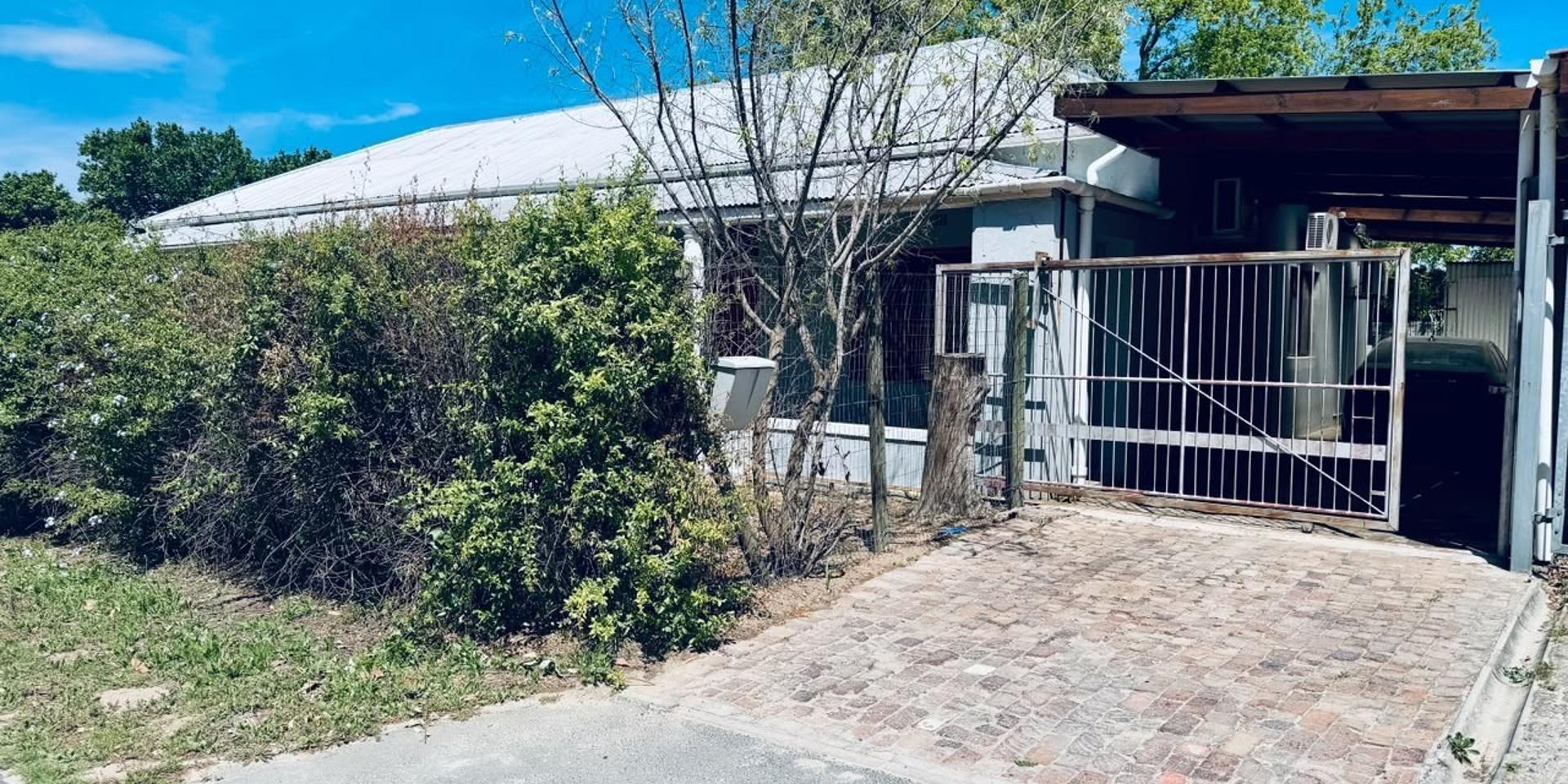 Image 1 of 6