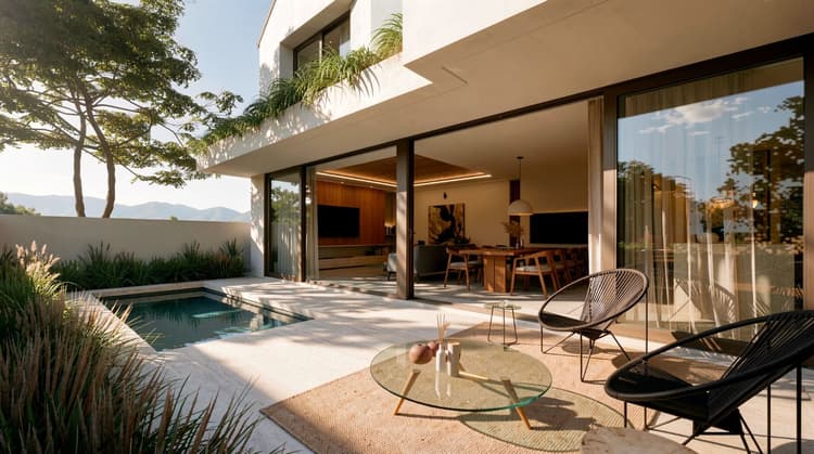 Main property image