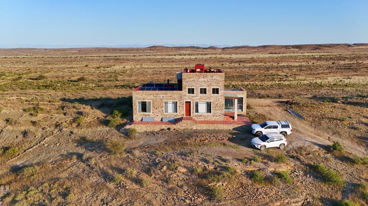 Main property image