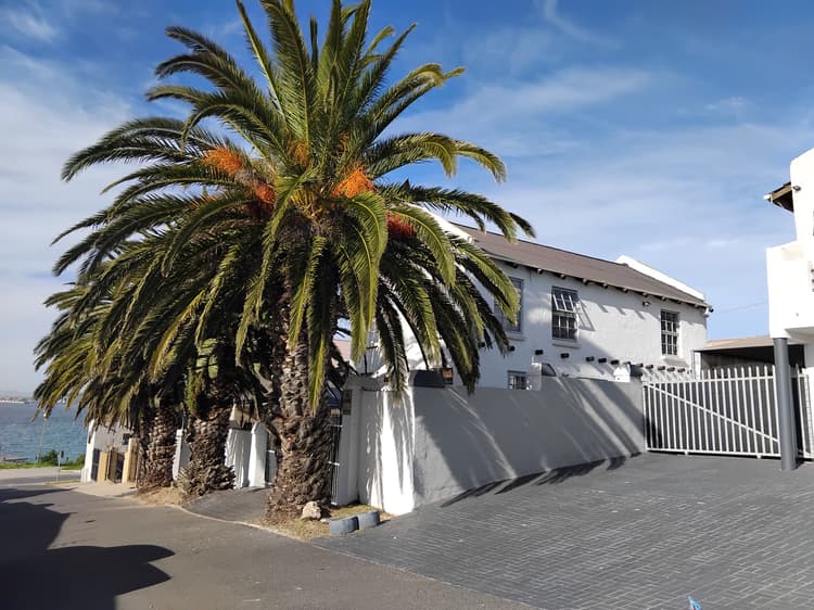 Main property image