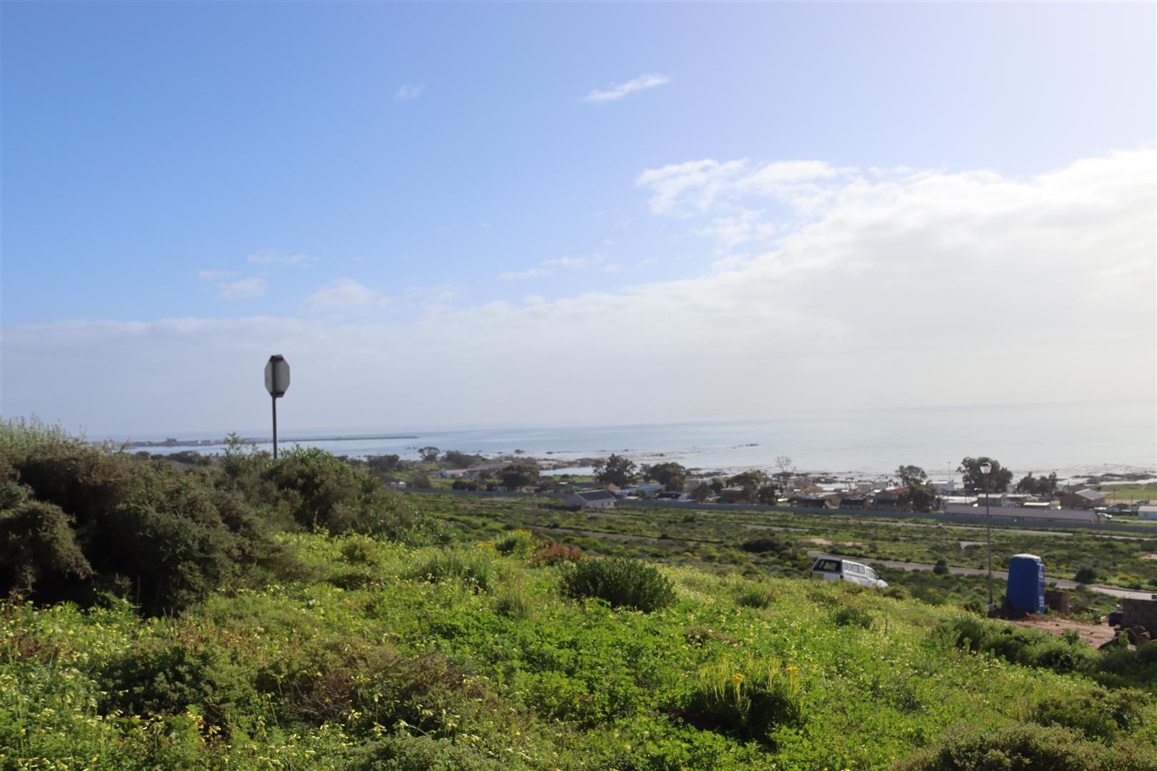 Image 4 of 6