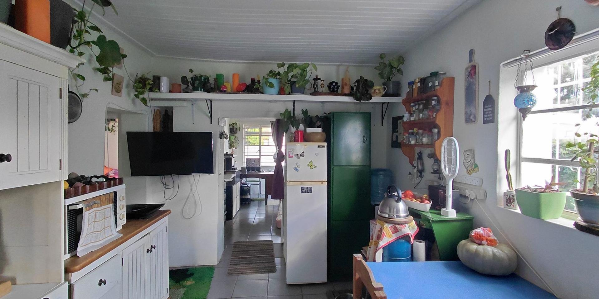 Image 5 of 6