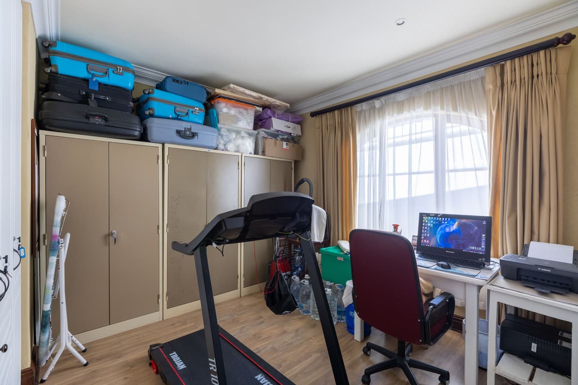Image 27