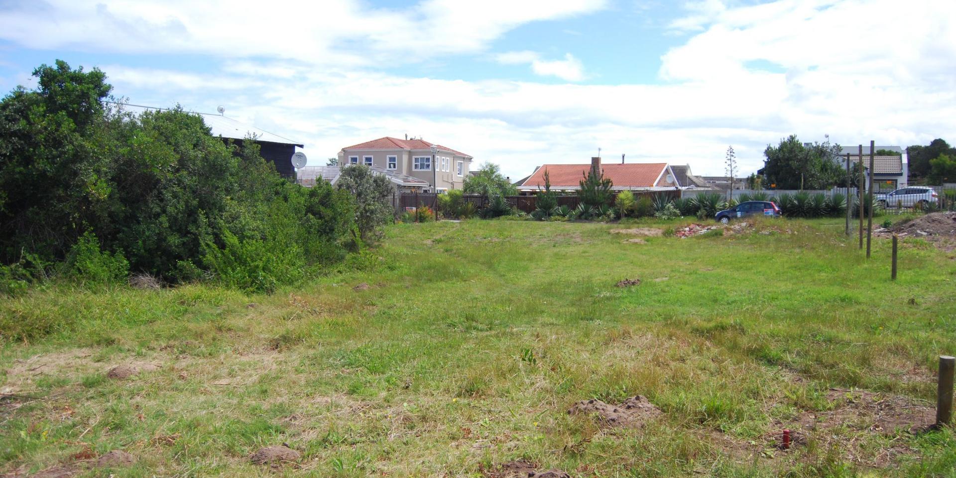 Image 2 of 6