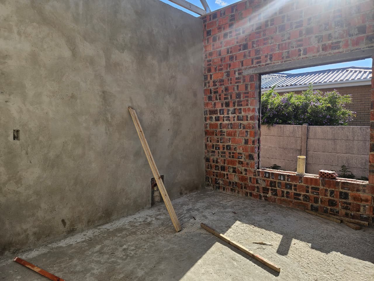 Image 4 of 6